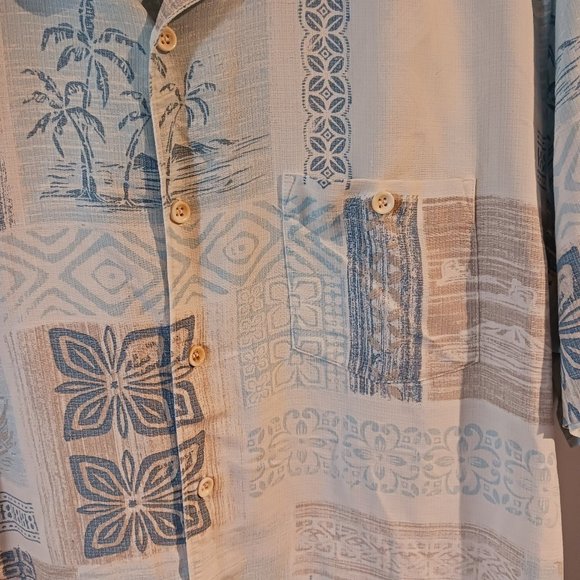 Quiksilver Men's Button Down Shirt Large - Picture 3 of 4